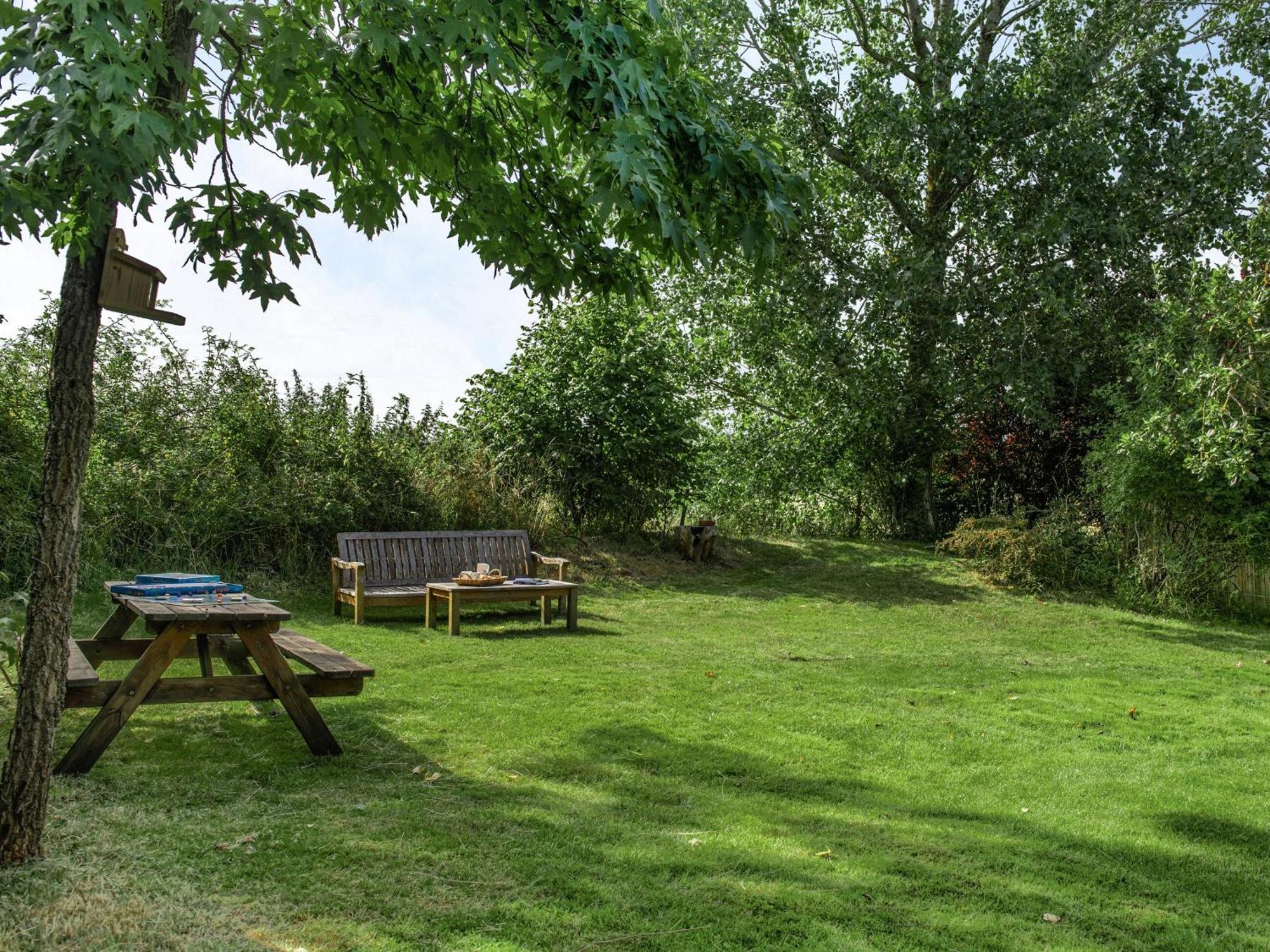 North Farm Lodge East Mersea Екстериор снимка